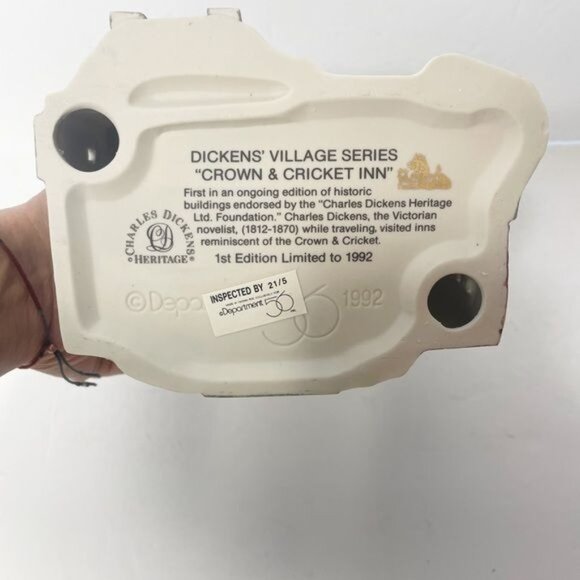 Charles Dickens Village Series Crown & Cricket Inn First Edtn 1992 Department 56 - Picture 6 of 12